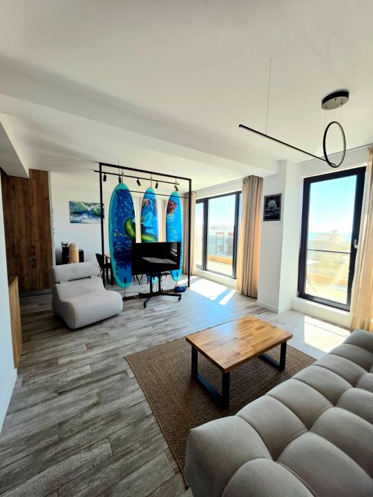Apartament cu 3 camere de vânzare în Mamaia-Sat – fotografia 1 din 18