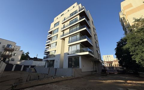 Apartament cu 3 camere de vânzare în Mosilor, București