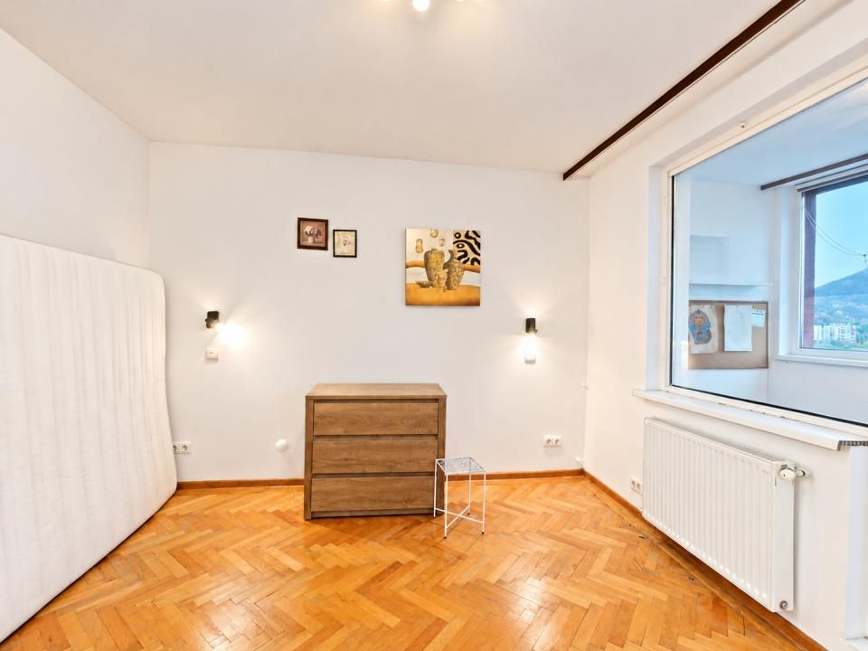 Apartament cu 3 camere de vânzare în Centrul Civic, Brașov – fotografia 8 din 16