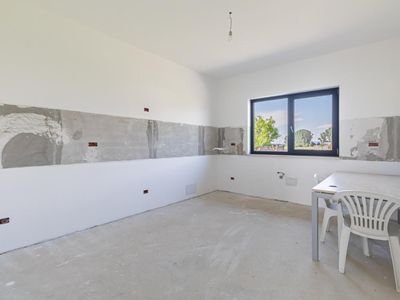 Casă cu 4 camere de vânzare în Sânpetru – fotografia 3 din 13