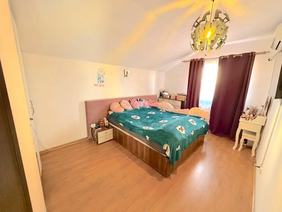 Casă cu 4 camere de vânzare în Central, Berceni – fotografia 12 din 44