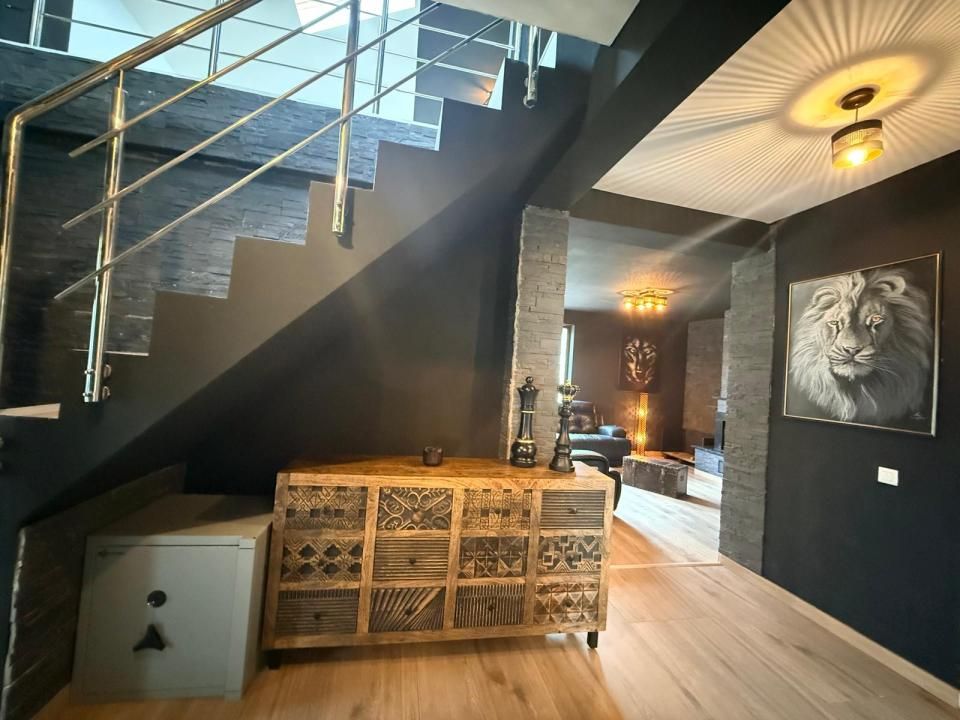 Casă cu 4 camere de vânzare în Central, Satu Nou – fotografia 14 din 24