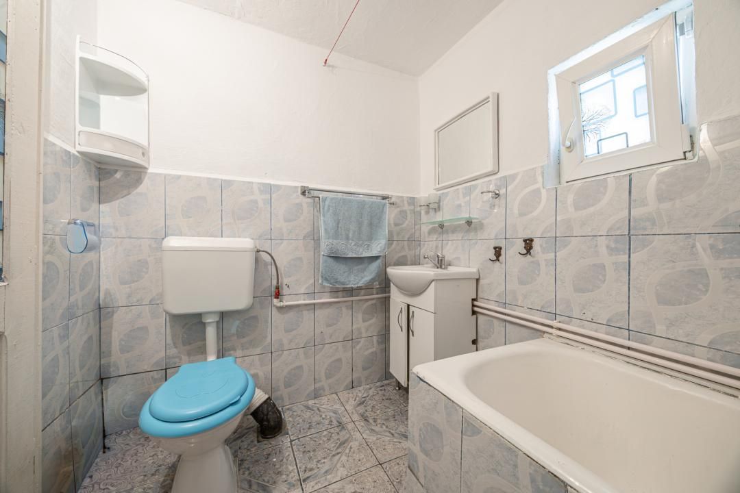 Casă cu 4 camere de vânzare în Central, Magura – fotografia 30 din 40