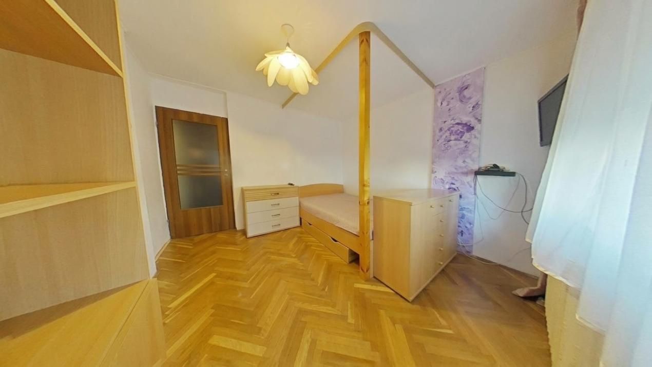 Apartament cu 4 camere de închiriat în Arad – fotografia 12 din 16