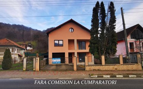 Casă cu 6 camere de vânzare în Sud, Băile Olănești