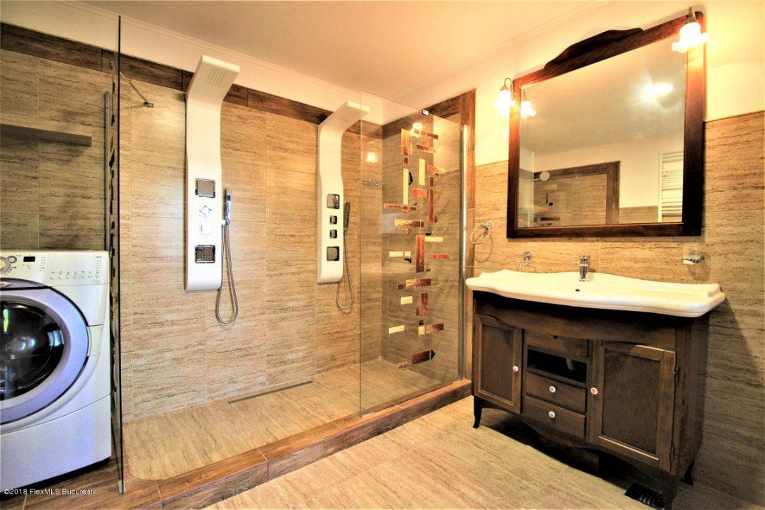 Casă cu 10 camere de vânzare în Mogoșoaia – fotografia 17 din 38