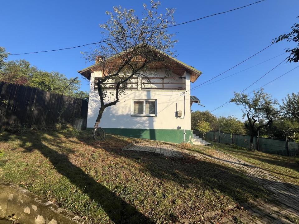Casă cu 4 camere de vânzare în Central, Magura (Hulubesti) – fotografia 27 din 41