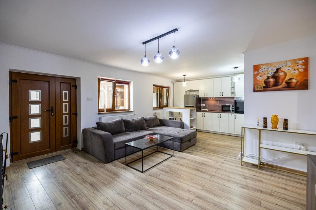 Casă cu 4 camere de vânzare în Central, Dumbrăvița – fotografia 3 din 40