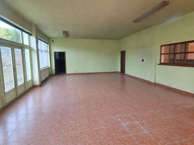 Spațiu comercial cu 4 camere de vânzare în Sorostin – fotografia 4 din 10