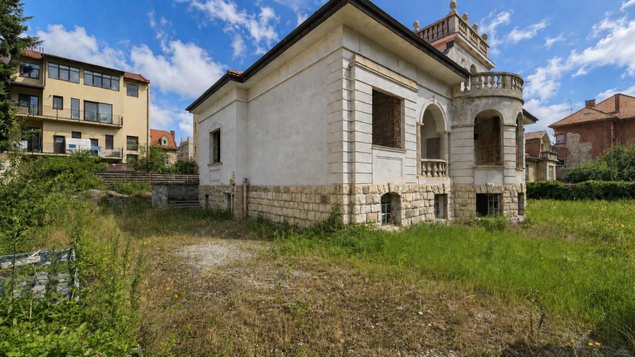 Casă cu 9 camere de vânzare în Centrul Istoric, Brașov – fotografia 4 din 18