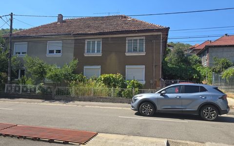 Casă cu 6 camere de vânzare în Central, Orsova