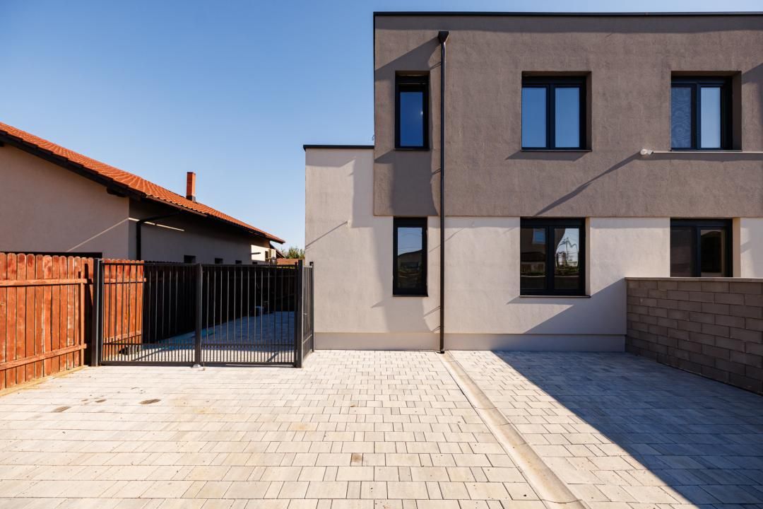 Casă cu 4 camere de vânzare în Moșnița Nouă – fotografia 49 din 56