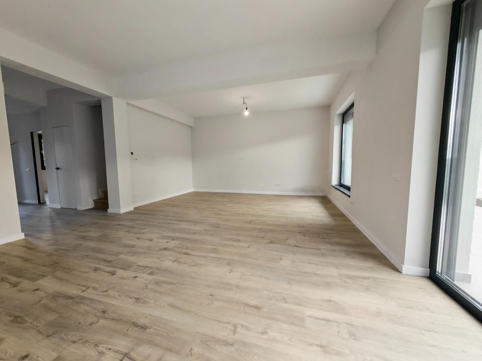 Casă cu 5 camere de vânzare în Otopeni – fotografia 30 din 31