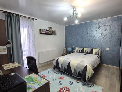 Casă cu 3 camere de vânzare în Central, Geamana – fotografia 4 din 17