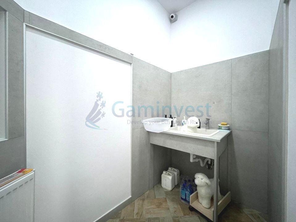 Spațiu comercial cu 5 camere de închiriat în Central, Oradea – fotografia 6 din 7
