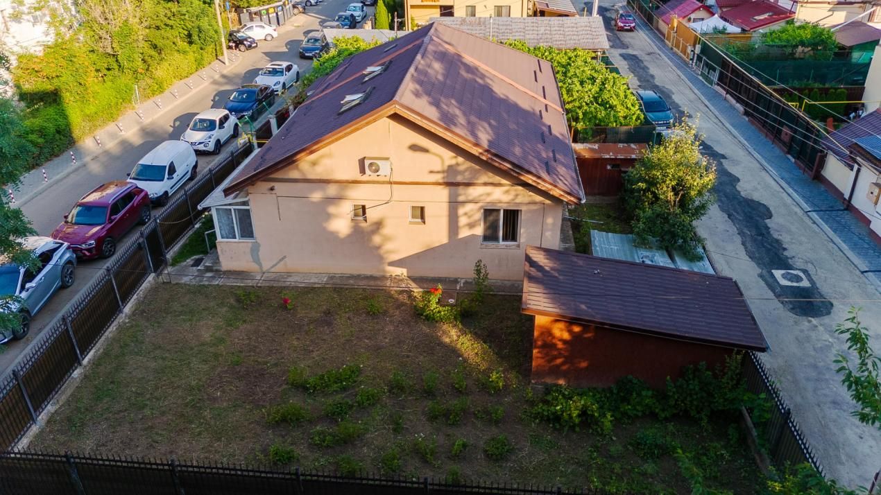 Casă cu 4 camere de vânzare în Podul de Piatra, Iași – fotografia 1 din 18