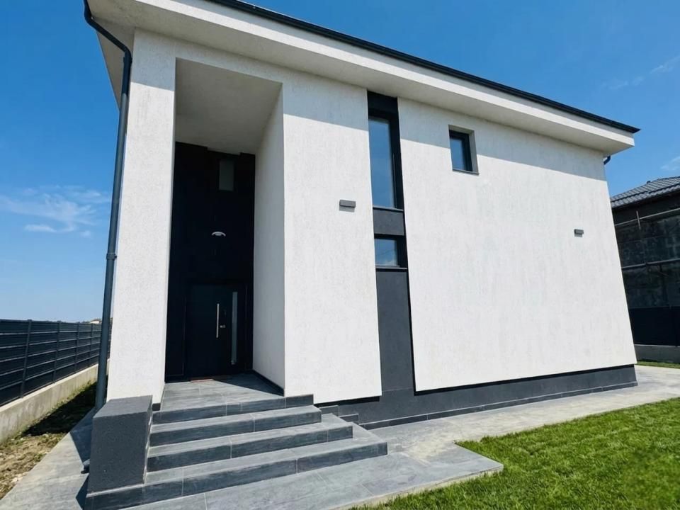 Casă cu 4 camere de vânzare în Central, Tunari – fotografia 8 din 12