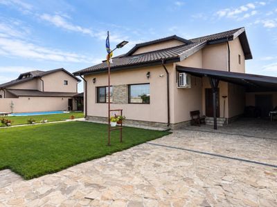 Casă cu 4 camere de vânzare în Domnești – fotografia 3 din 13