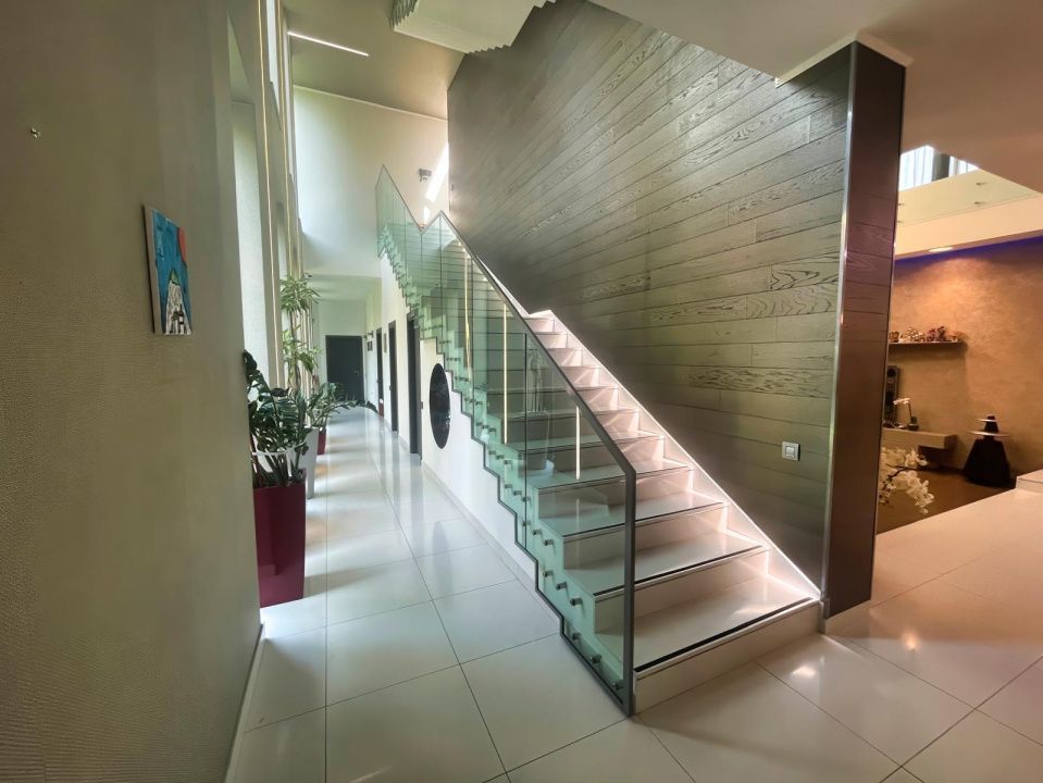 Casă cu 8 camere de închiriat în Sisesti, București – fotografia 7 din 16