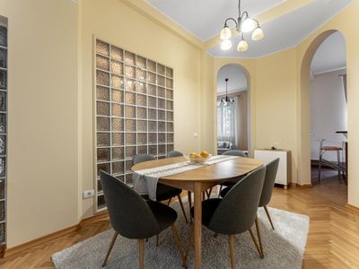 Casă cu 7 camere de vânzare în Ferdinand, București – fotografia 5 din 25