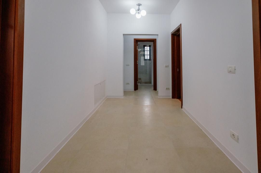 Casă cu 4 camere de vânzare în Central, Ștefănești – fotografia 24 din 64