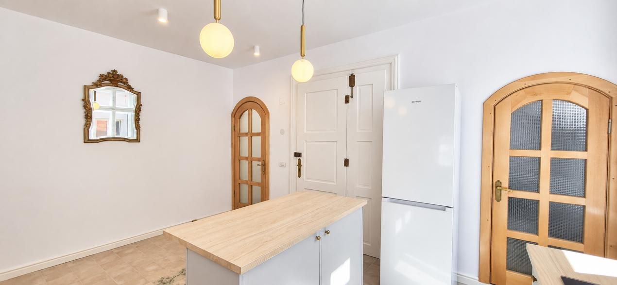 Apartament cu 2 camere de închiriat în Central, Brașov – fotografia 4 din 14