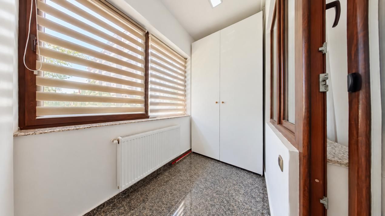Apartament cu 3 camere de închiriat în Tractorul, Brașov – fotografia 14 din 15