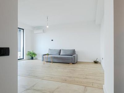 Apartament cu 2 camere de vânzare în Far, Constanța – fotografia 2 din 34