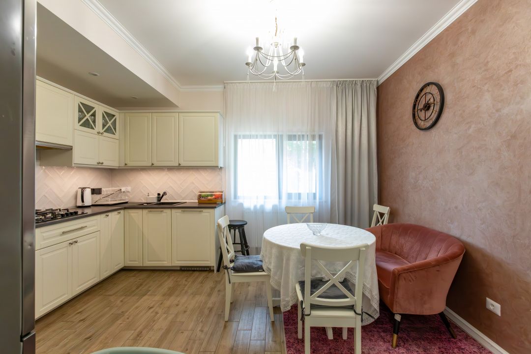 Casă cu 5 camere de vânzare în Gheraiesti, Bacău – fotografia 12 din 30