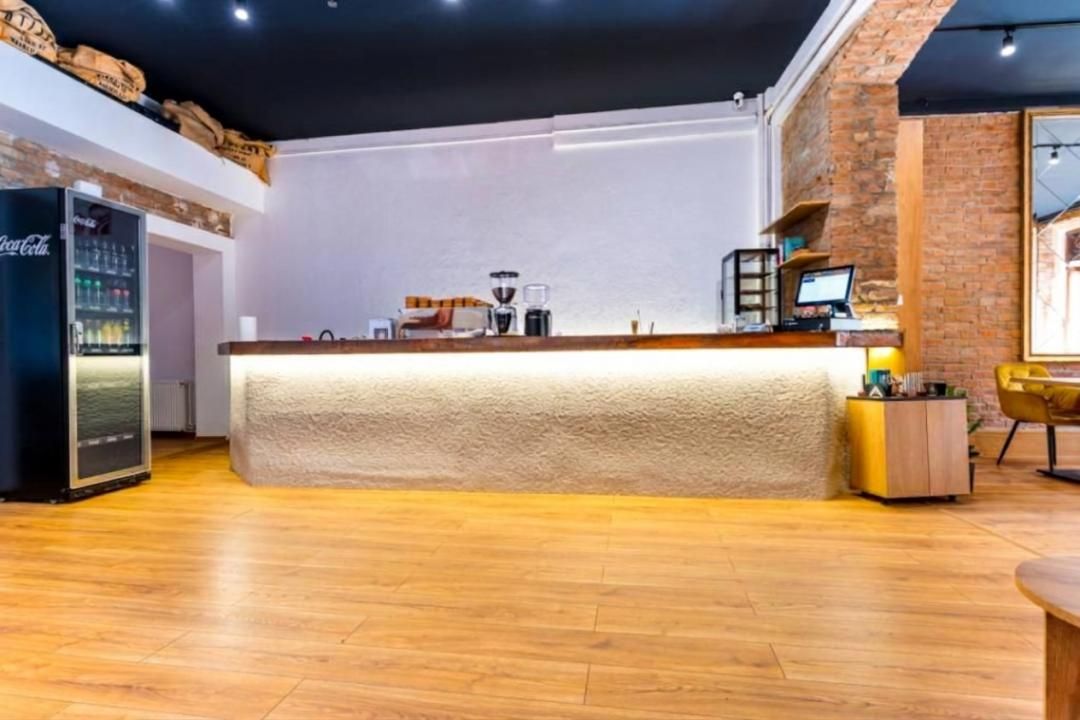 Spațiu comercial cu 3 camere de vânzare în Centru / P-ta Muzeului, Cluj-Napoca – fotografia 4 din 7