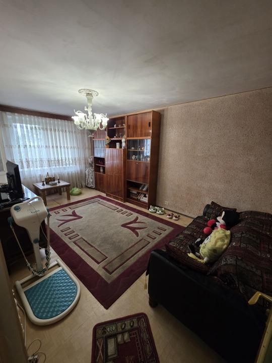 Apartament cu 3 camere de vânzare în Titan, București – fotografia 2 din 10