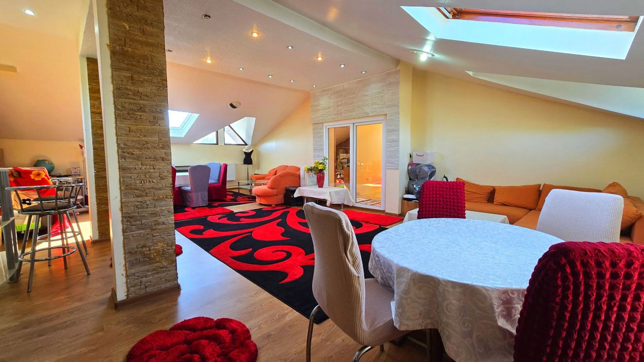 Casă cu 8 camere de vânzare în Central, Afumați – fotografia 61 din 91