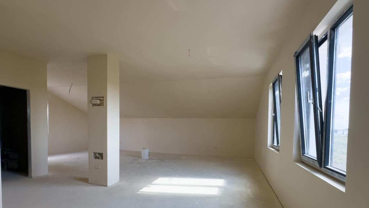 Casă cu 5 camere de vânzare în Central, Berceni – fotografia 7 din 15