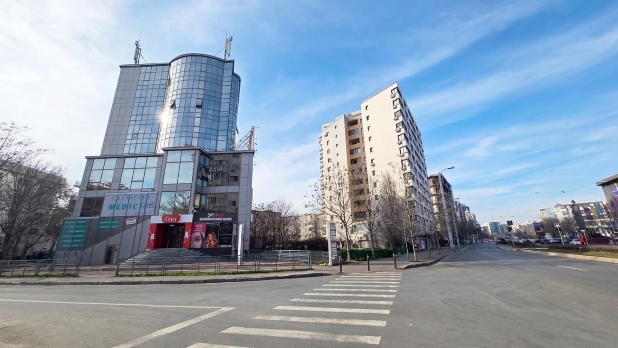 Spațiu de birouri cu 18 camere de vânzare în Vitan Mall, București – fotografia 5 din 11