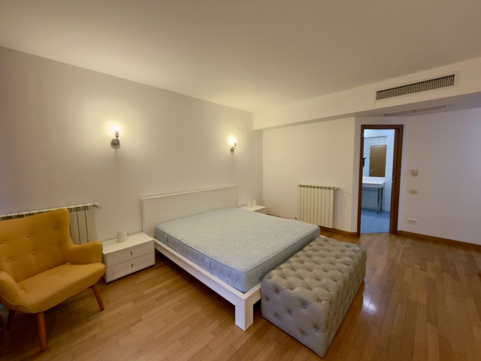 Apartament cu 5 camere de închiriat în Victoriei, București – fotografia 17 din 18