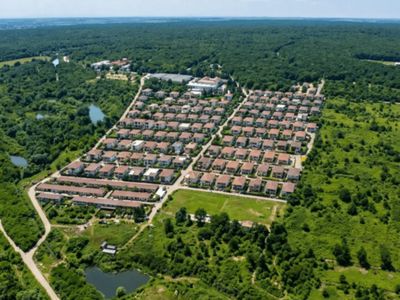 Spațiu comercial cu 3 camere de vânzare în 1 Decembrie – fotografia 3 din 5
