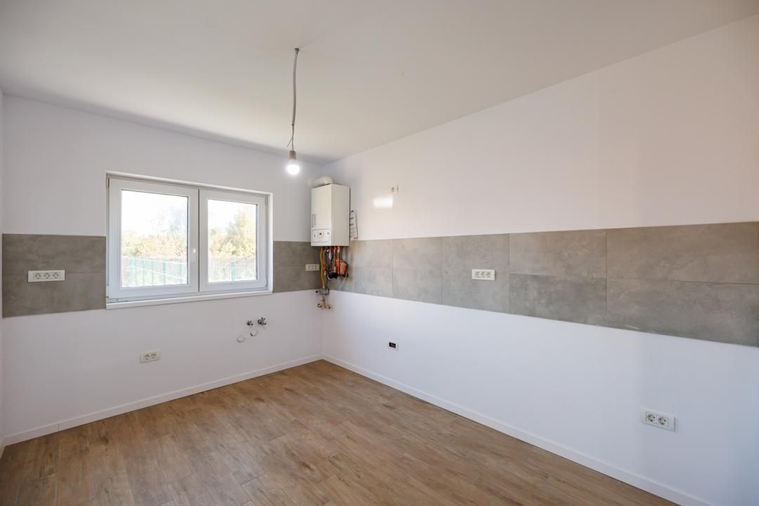 Casă cu 4 camere de vânzare în Moșnița Nouă – fotografia 12 din 56