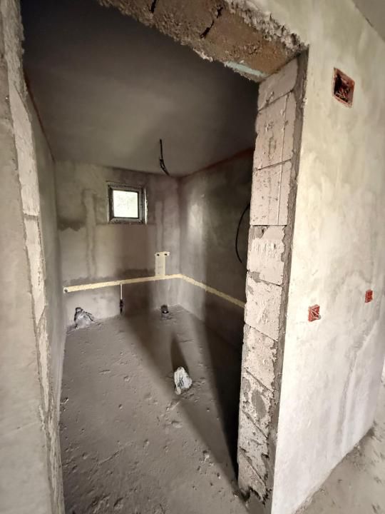 Casă cu 3 camere de vânzare în Exterior Est, Buzoesti – fotografia 7 din 12