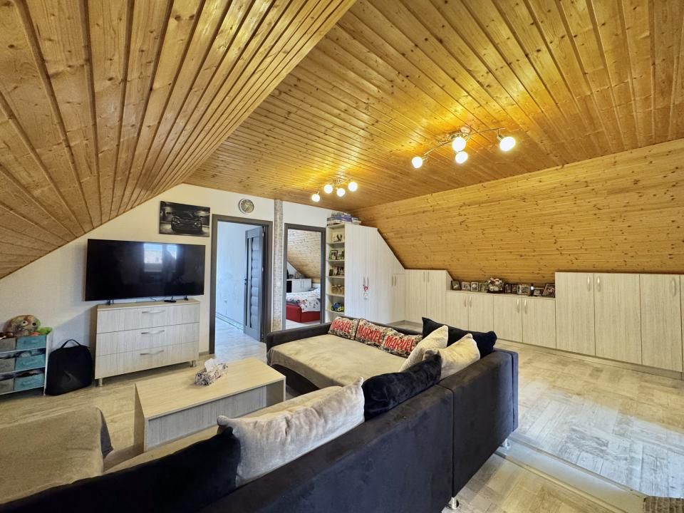 Casă cu 7 camere de vânzare în Tineretului, Sibiu – fotografia 14 din 21