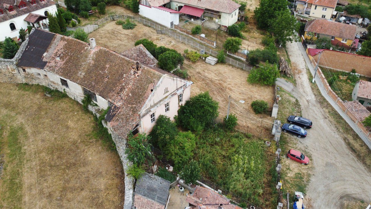 Casă cu 15 camere de vânzare în Central, Cricau – fotografia 10 din 15