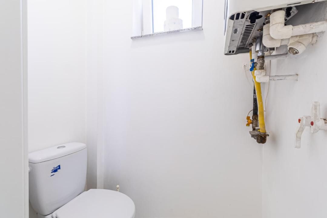 Spațiu comercial cu 2 camere de închiriat în Brasovul Vechi, Brașov – fotografia 6 din 8