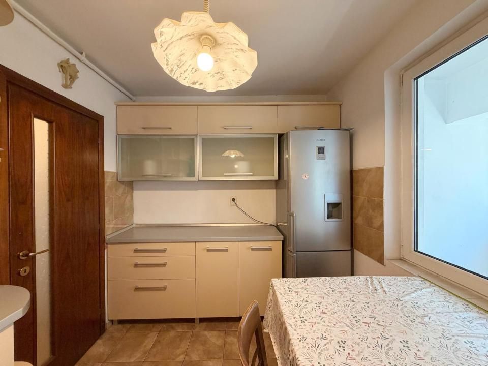 Apartament cu 3 camere de închiriat în Universitate, București – fotografia 17 din 26