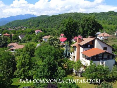 Casă cu 7 camere de vânzare în Daesti – fotografia 4 din 44