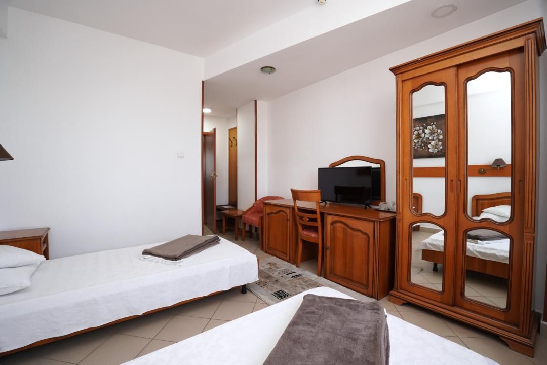 Hotel / pensiune cu 24 camere de vânzare în Periferie, Giurgiu – fotografia 15 din 37