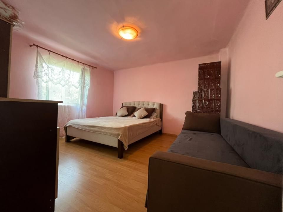Casă cu 3 camere de vânzare în Periferie, Pucioasa – fotografia 6 din 20