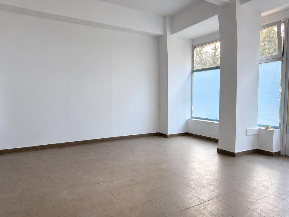 Spațiu comercial cu 5 camere de închiriat în Sud, Bacău – fotografia 3 din 16