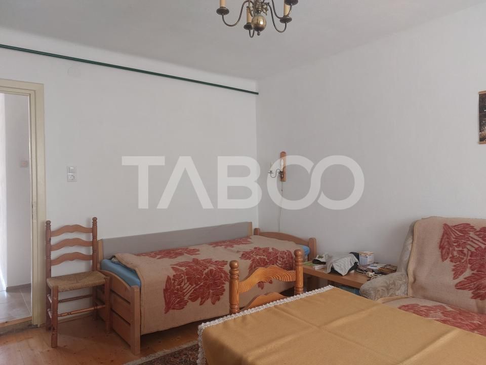 Casă cu 4 camere de vânzare în Cisnădie – fotografia 17 din 25