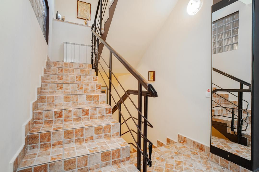 Spațiu comercial cu 10 camere de vânzare în Tătărași, Iași – fotografia 14 din 20