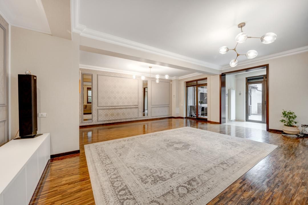 Apartament cu 5 camere de vânzare în Bucureștii Noi, București – fotografia 2 din 27