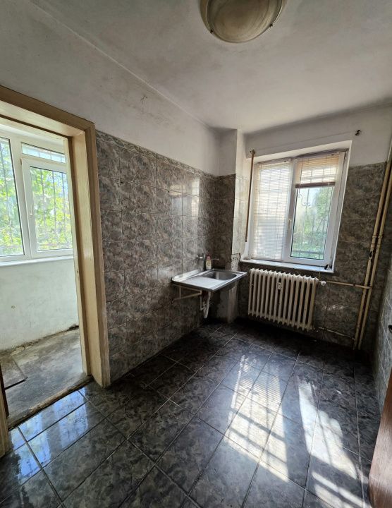 Apartament cu 3 camere de vânzare în Tomis IV, Constanța – fotografia 9 din 13